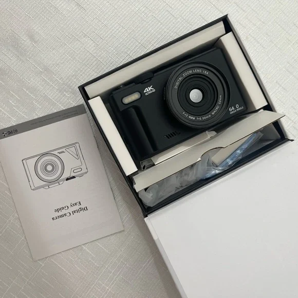 Black Digital Camera (New) - Picture 5 of 6